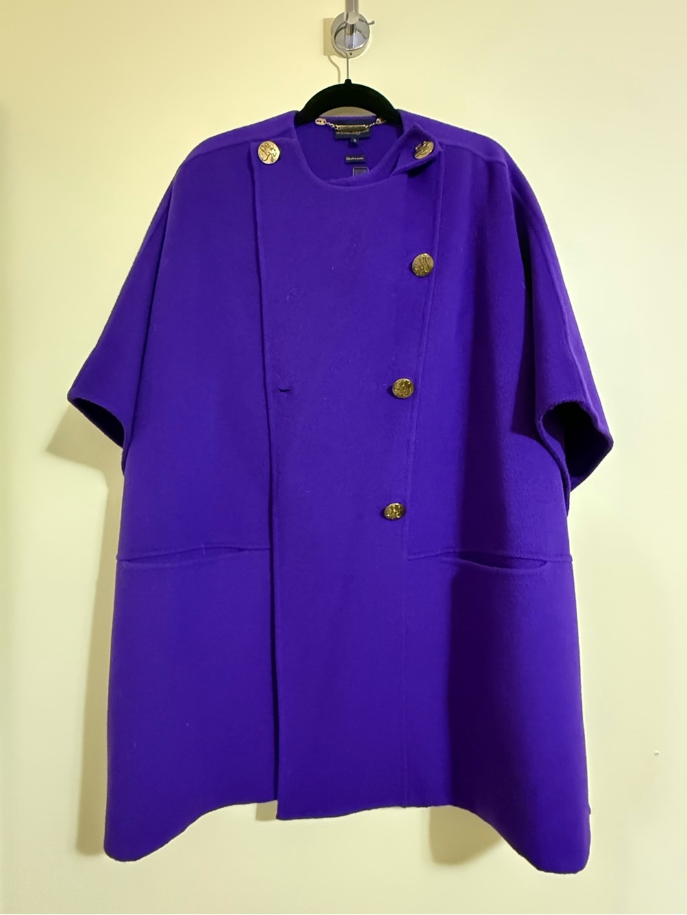 Luisa Spagnoli Purple Wool Cape Coat Mantella Gold Button Size U